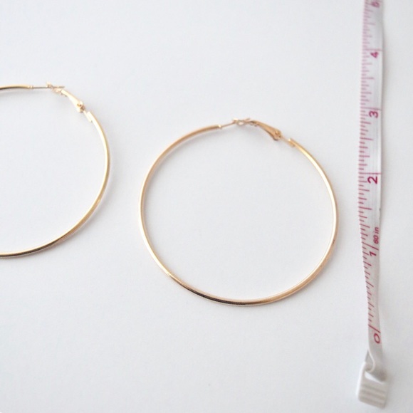 Everyday Gold Hoop Earrings - Picture 3 of 3